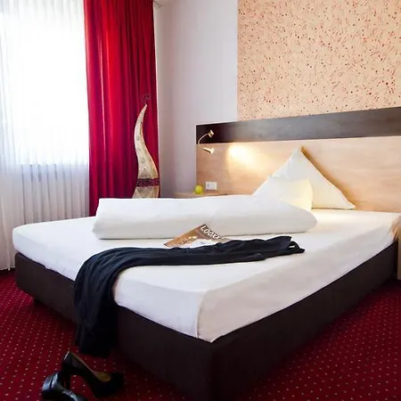 Cascade Superior Hotel Düsseldorf