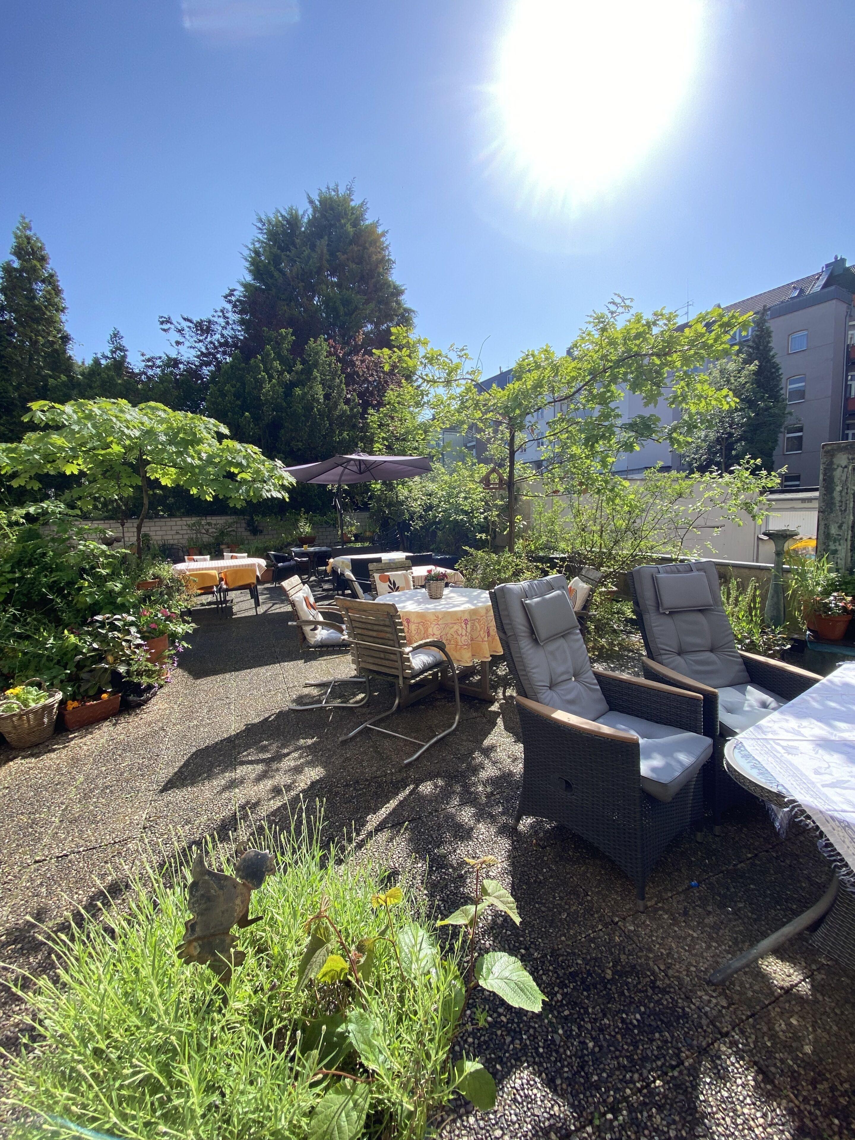 Cascade Superior Hotel