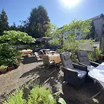 Cascade Superior Hotel