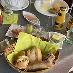 Cascade Superior Hotel Dusseldorf