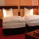 Hotel Cascade Superior Dusseldorf