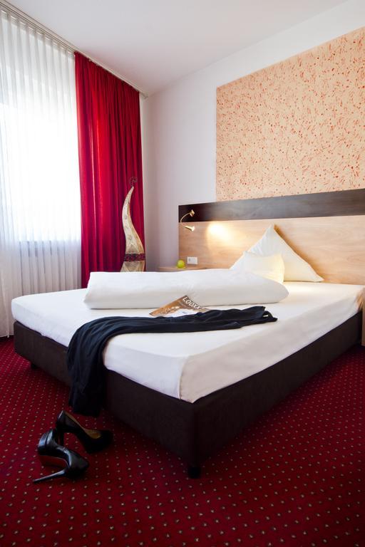 Cascade Superior Hotel Düsseldorf