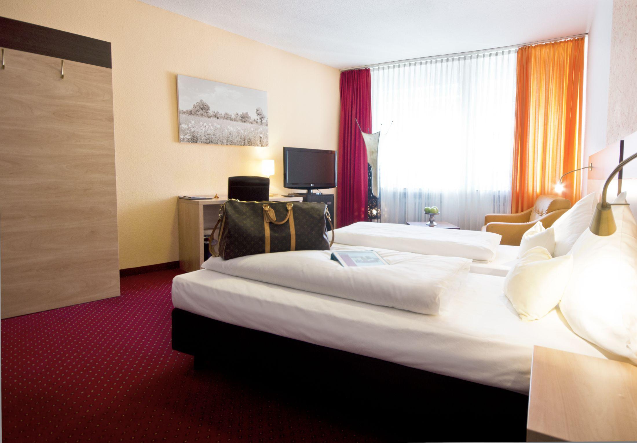 Cascade Superior Hotel 3*