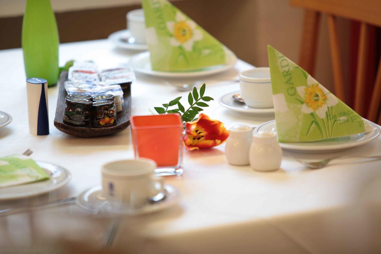 Cascade Superior Hotel Düsseldorf