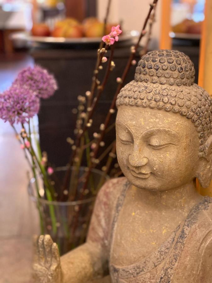 Cascade Superior Hotel Dusseldorf